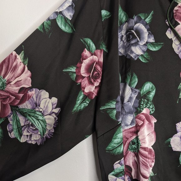 City Chic Black Satin Matching Pajama Set Floral Long Sleeve Pockets Size 24 - Picture 6 of 9